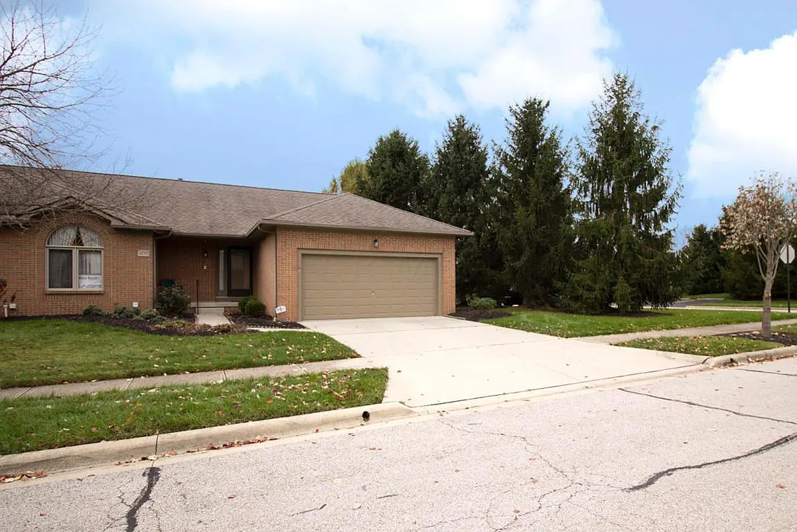 4793 Cypress Grove Dr photo 1