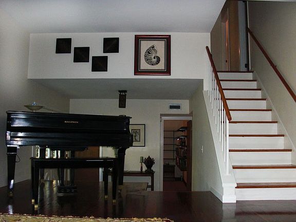Split-Level Floorplan