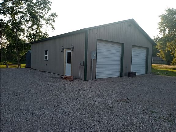 3rd image of 2299 24th Avenue