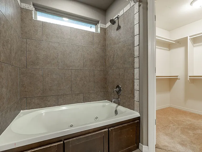 3064 Raven Ln — Photo 11
