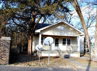 710 E Maple St, Independence, KS 67301