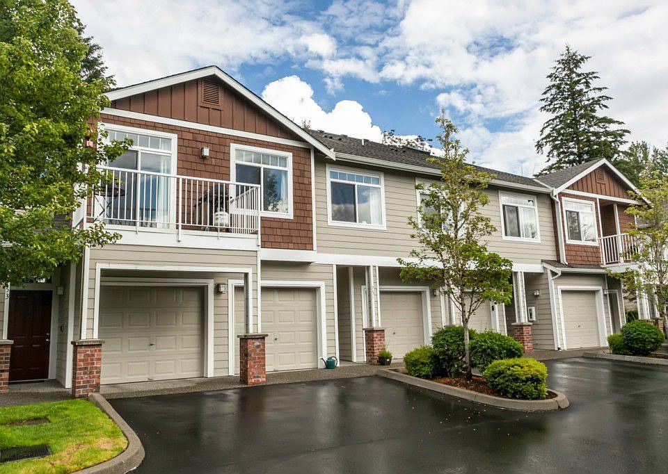 1st image of 24100 SE 4th Pl