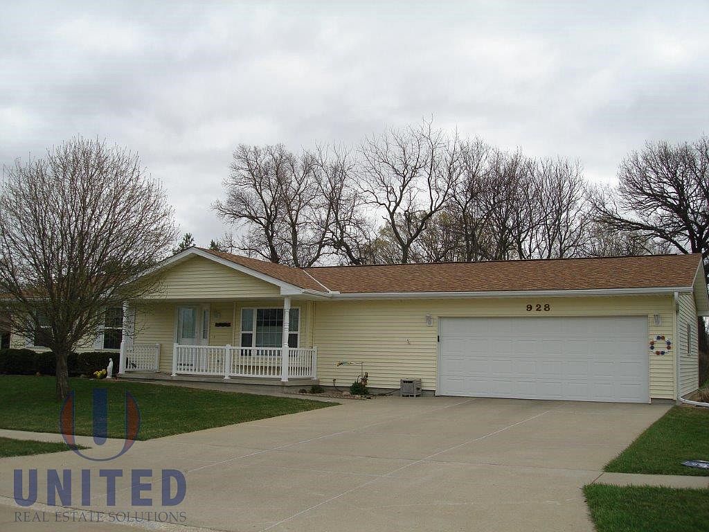 928 Northside Ct, Merrill, IA 51038 Zillow