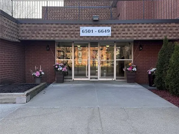 6513 Thornberry Cres, Windsor, ON N8T 3A6