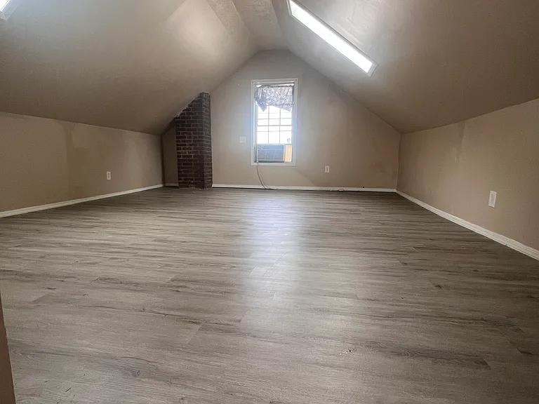 3930 Delmore Rd — Photo 10