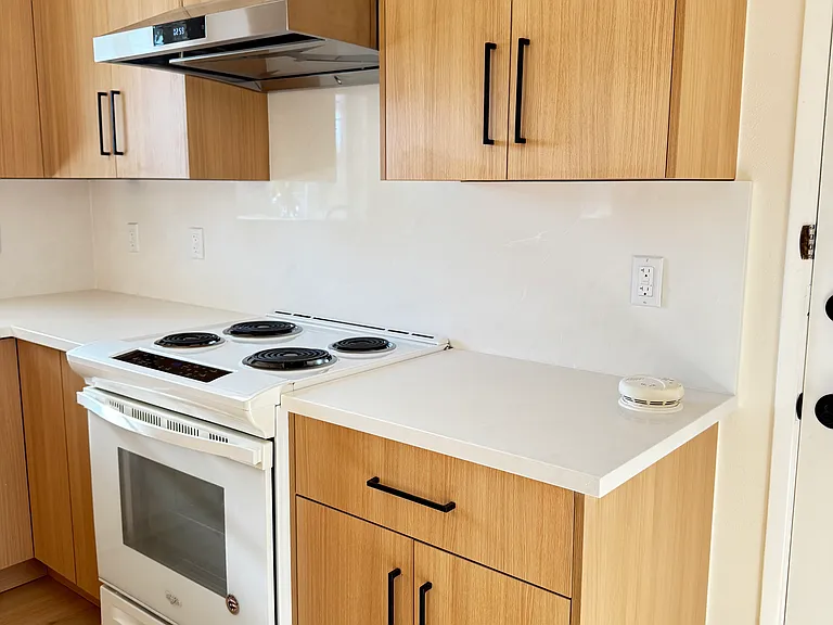 35446 Cleremont Dr — Photo 10