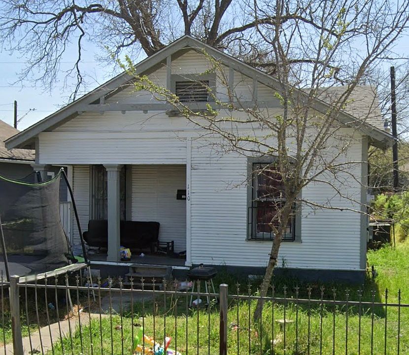 1st image of 110 CANADIAN ST