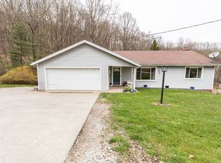 569 Upper Middletown Rd, Smock, PA 15480