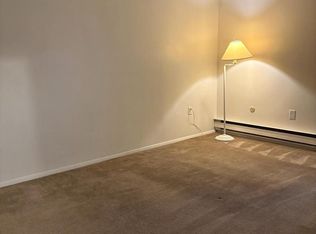 327 Saint Marys Ave #7-H, La Plata, MD 20646