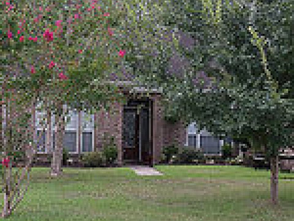 1st image of 238 Goldenwood Dr