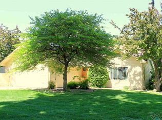 3604 S Spencer Blvd, Sioux Falls, SD 57103