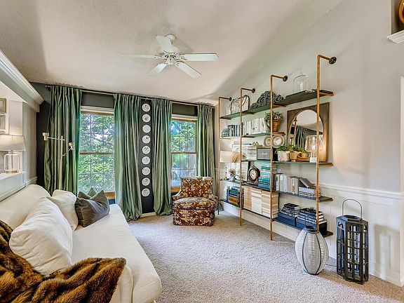 4th image of 8082 Curtis Ln