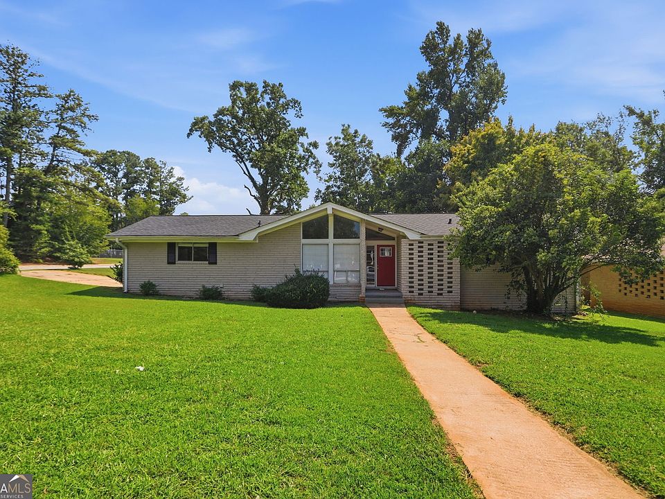 1st image of 3679 Mecklinburg Pl