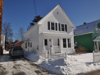 51 Dartmouth St, Laconia, NH, 03246