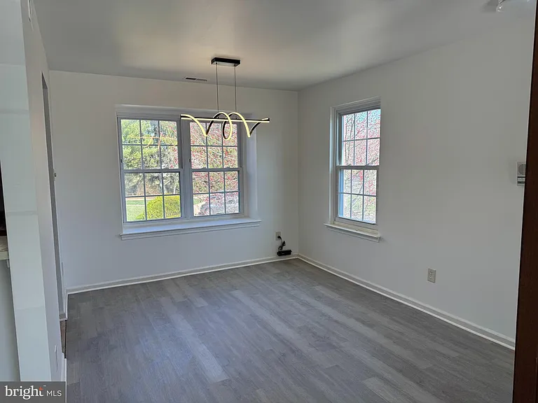 632 Palmer Ln #B — Photo 8