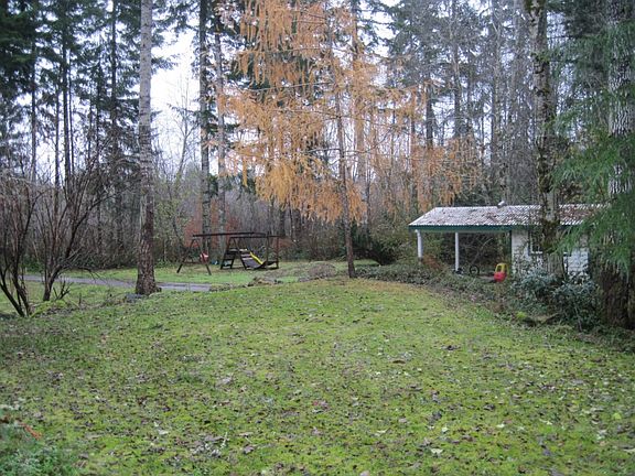 4th image of 30 E Bramble Ln