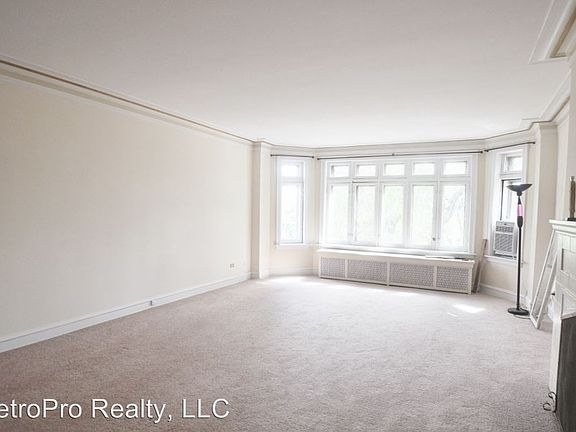 4th image of 2100 E 72nd Pl