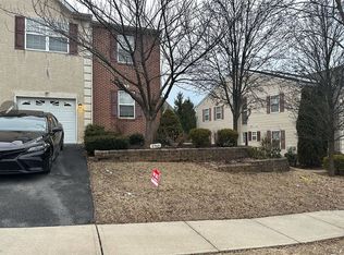 3768 Knight Dr, Macungie, PA 18062