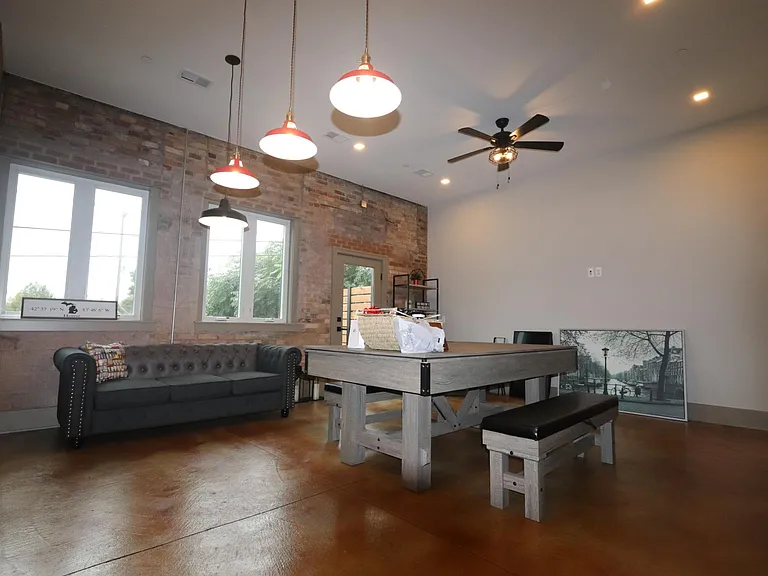 210 E Sibley St #202 — Photo 10