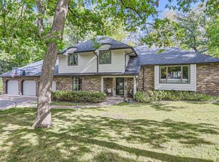 8141 Pennsylvania Cir, Bloomington, MN 55438