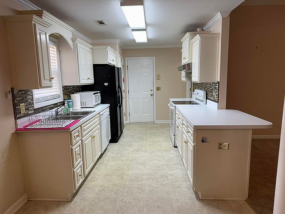 4th image of 342 Orangepark Dr