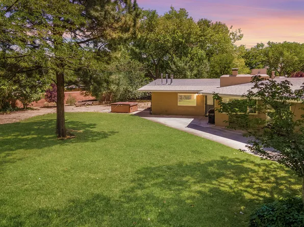4119 Ravenwood Pl NW, Albuquerque, NM 87107