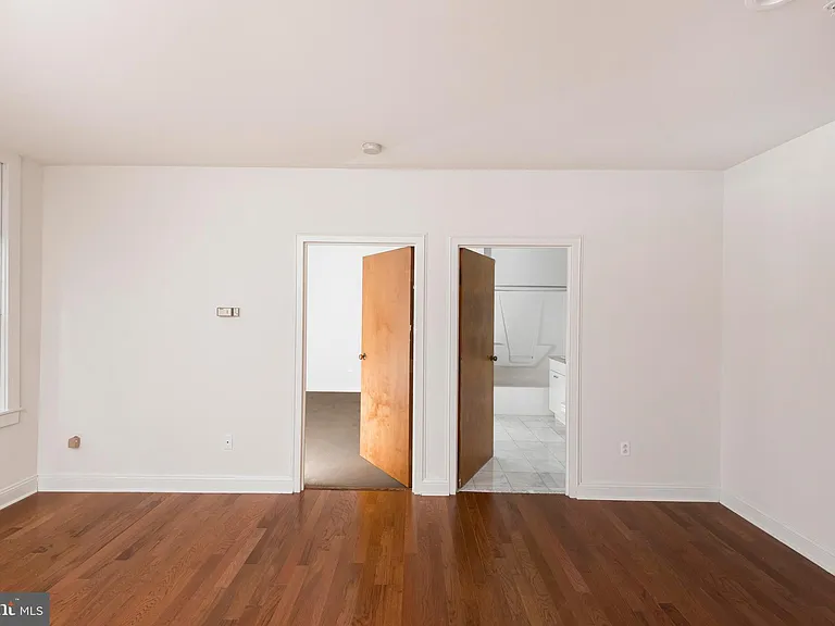 1411-5 Walnut St #801 — Photo 5