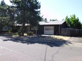 720 Chestnut St, Central Pt, OR 97502