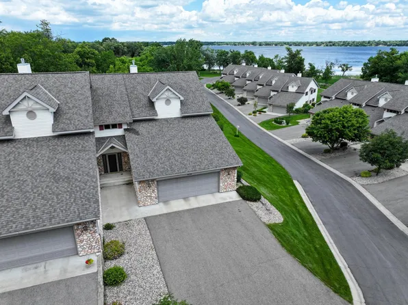 2729 Arrowwood Dr NW, Alexandria, MN 56308