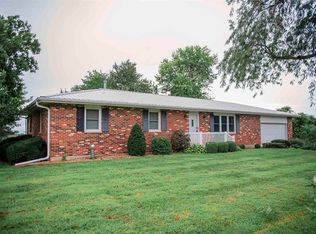 312 N Warsaw St, Ursa, IL 62376