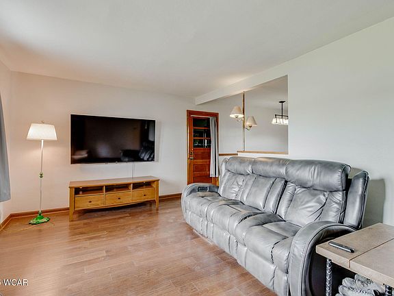 2nd image of 2600 Franks Dr