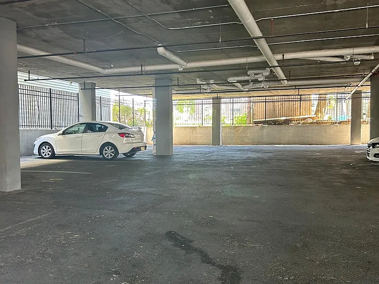 144 Hamilton Ave — Photo 15