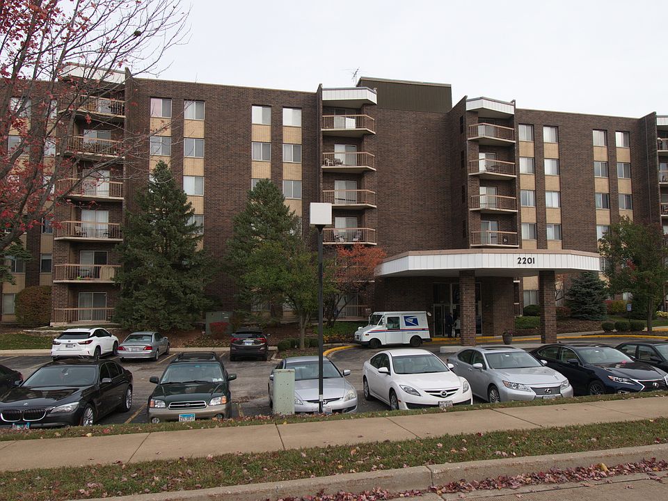 1st image of 2201 S Grace St APT 301
