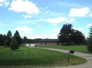 8321 Burpee Rd, Grand Blanc, MI 48439