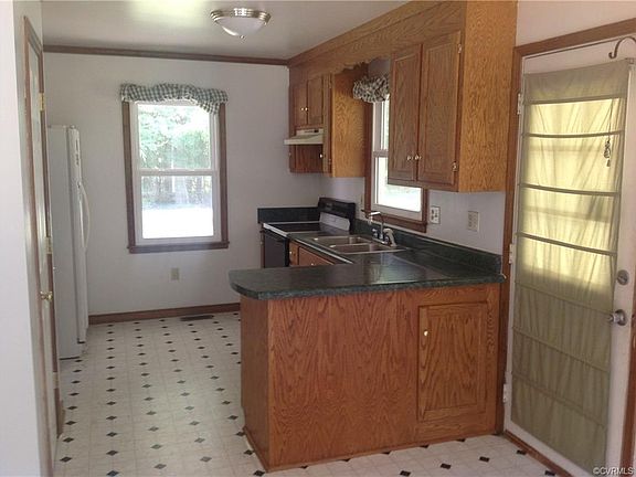 4th image of 4700 Stone Glen Dr