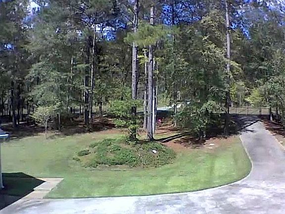 3rd image of 118 Rock Creek Dr