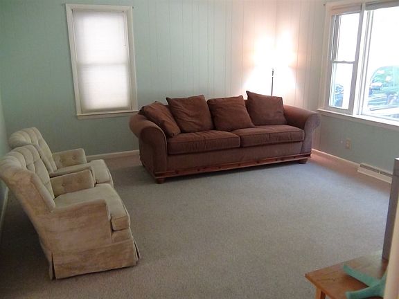 5th image of 321 Wood Hills Dr