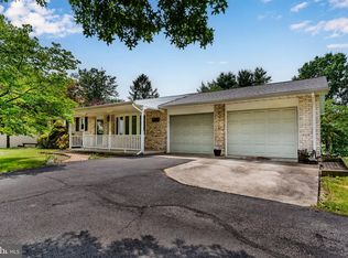 29 N Old Stonehouse Rd, Carlisle, PA 17015