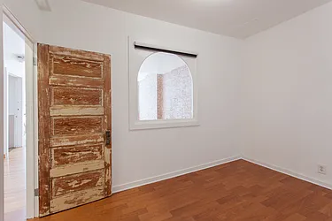 Rented by Warren T Real Estate Corp.