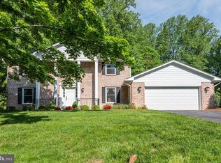 733 Ridge Dr, Mc Lean, VA 22101