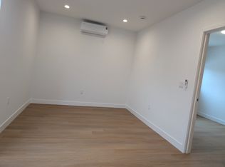 7233 S Normandie Ave, Los Angeles, CA 90044