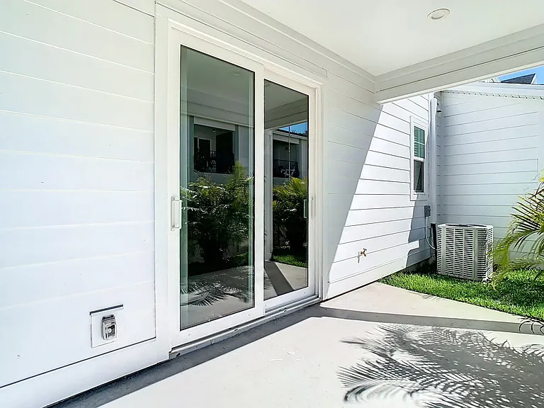 6235 S Manhattan Ave #8 — Photo 20