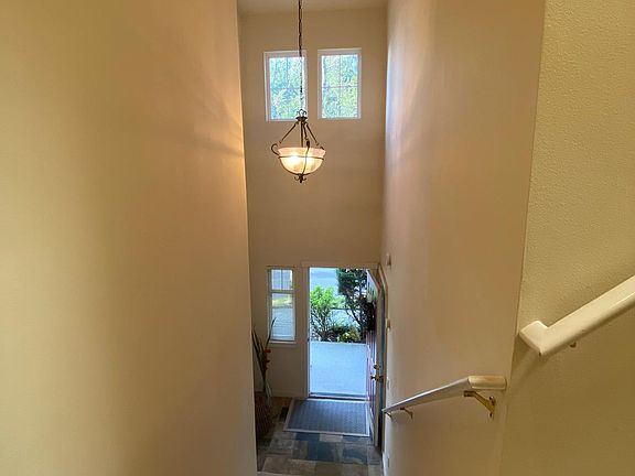 5th image of 1436 Huckleberry Cir #1436