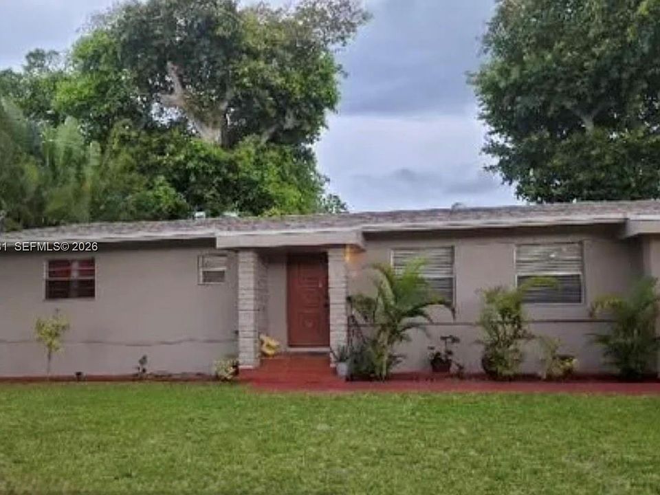 1st image of 530 NE 130th St