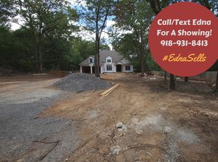 21077 Coffee Hollow Rd, Tahlequah, OK 74464