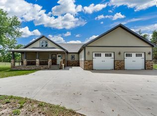 1006 E 69th Ave, Hutchinson, KS 67502
