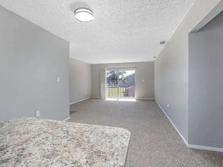 Woodhollow Aartments — Photo 13
