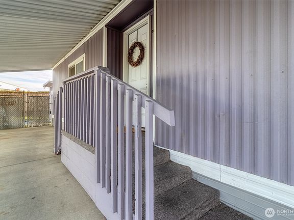 2nd image of 1253 Arkansas Drive