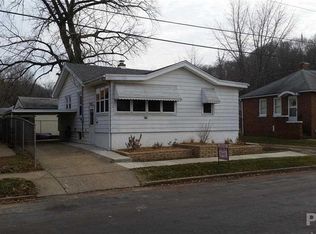 213 Almiron St, East Peoria, IL 61611