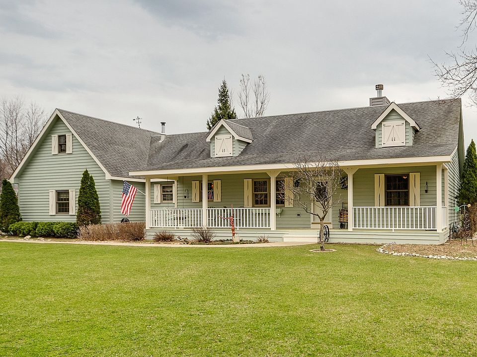 Custom Ranch on 1+ Acre Lot